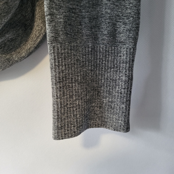 Athleta Women's Speed light Size Small. - Picture 4 of 12